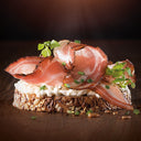 Malbuner lard aux herbes - Fürsten von Liechtenstein Premier Brut - Planche apéro Malbuner - en chêne