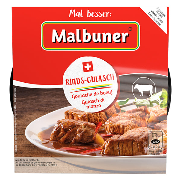 Sehr zartes Malbuner Rinds-Gulasch zubereitet mit frischen Peperoni und Zwiebeln